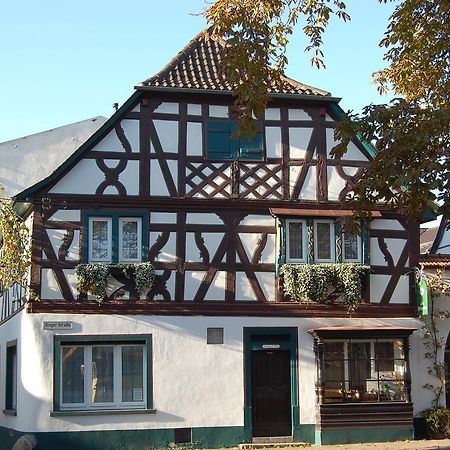 Hotel Gruener Baum Bretzenheim Екстериор снимка